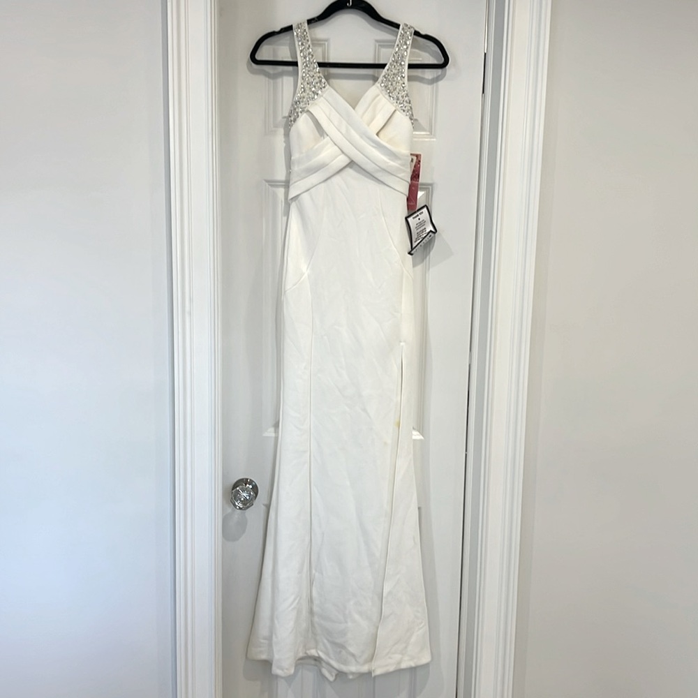 Emerald Sundae Ivory Beaded shoulder dress